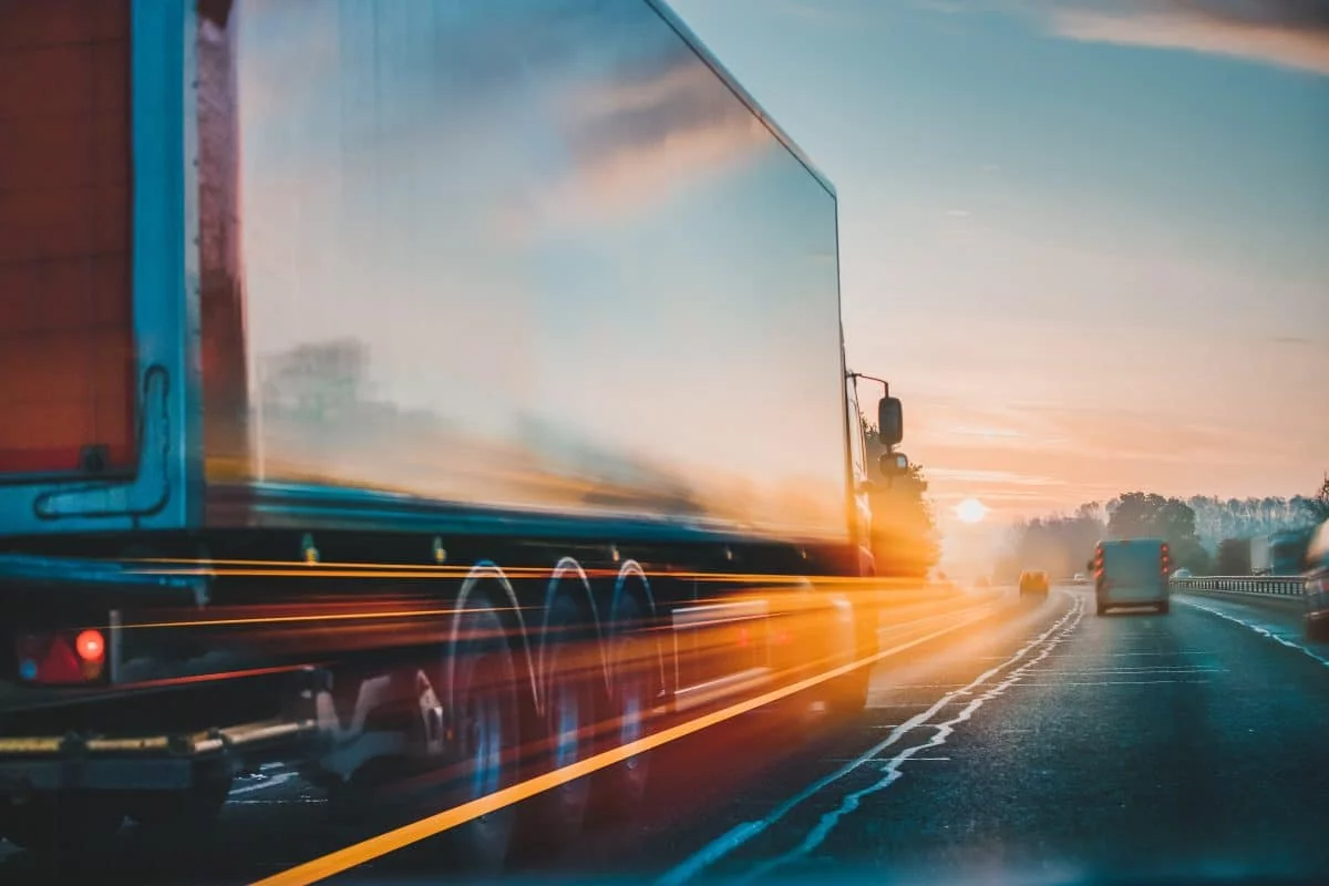 a semi-truck driving through Baton Rouge, LA