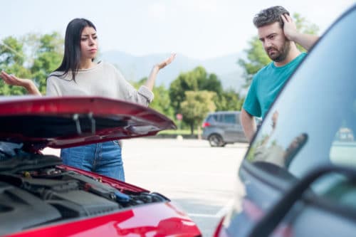 two drivers arguing fault after a Baton Rouge car accident