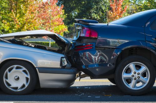 a rear end car accident on the roads near Baton Rouge, LA