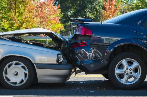 a rear end car accident on the roads near Baton Rouge, LA